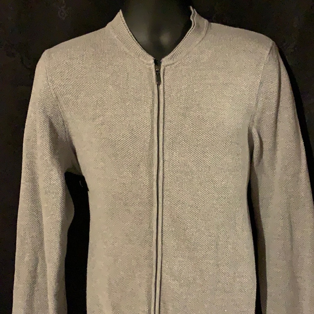 RW&Co men’s sweater